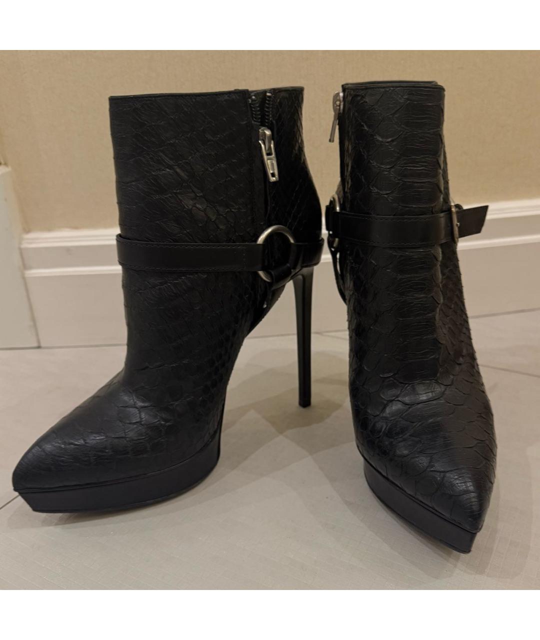 SAINT LAURENT Черные ботильоны из экзотической кожи, фото 2