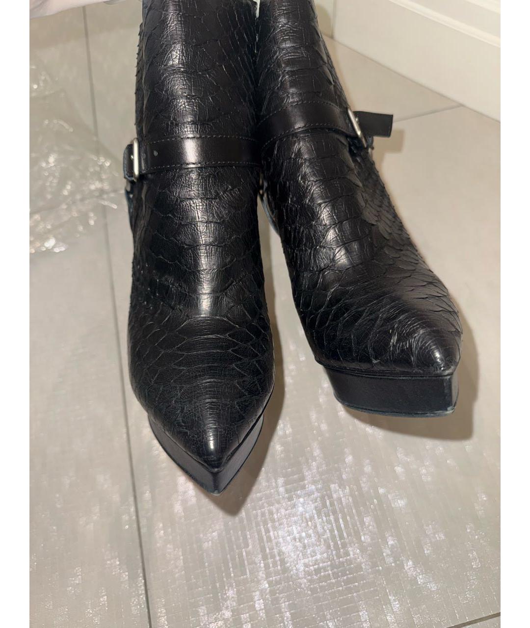 SAINT LAURENT Черные ботильоны из экзотической кожи, фото 5
