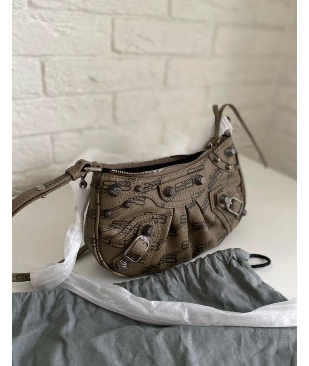 BALENCIAGA Бежевая кожаная сумка через плечо, фото 4