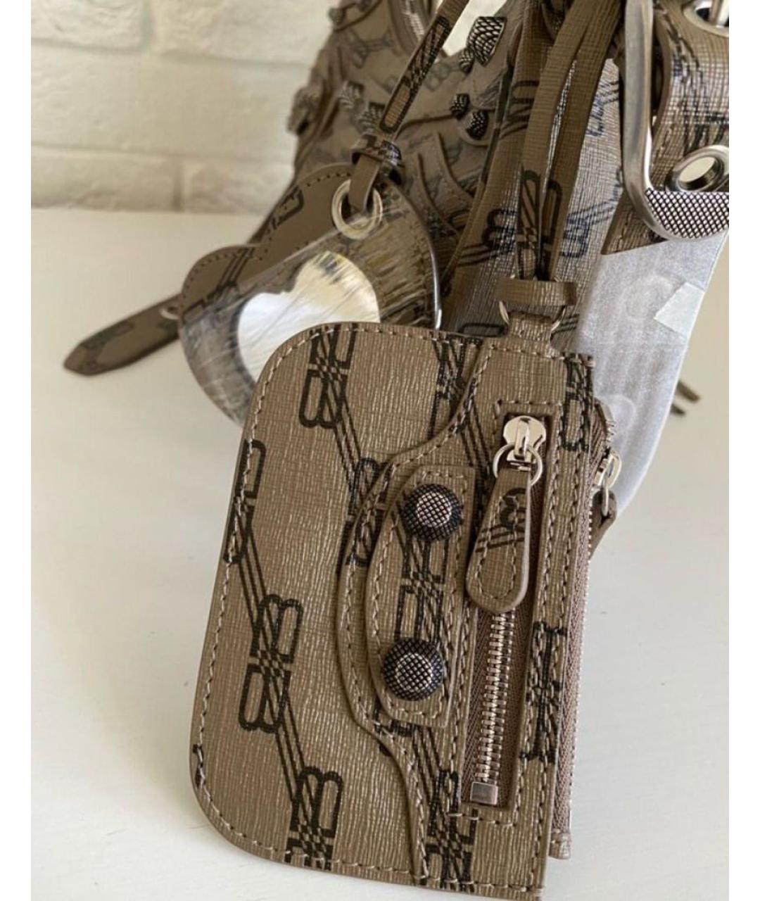 BALENCIAGA Бежевая кожаная сумка через плечо, фото 4