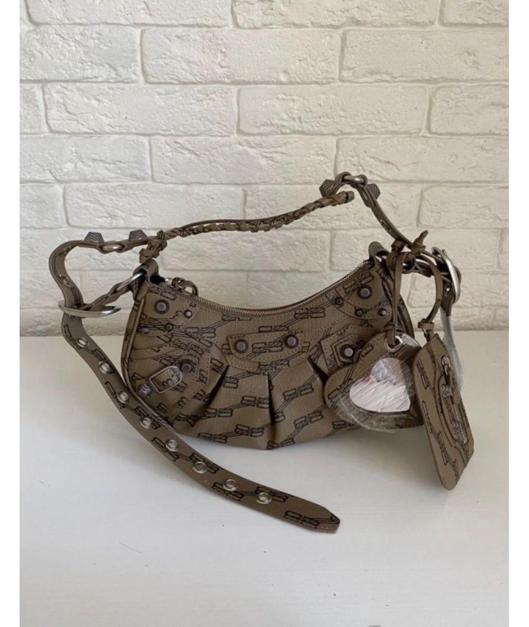 BALENCIAGA Бежевая кожаная сумка через плечо, фото 2