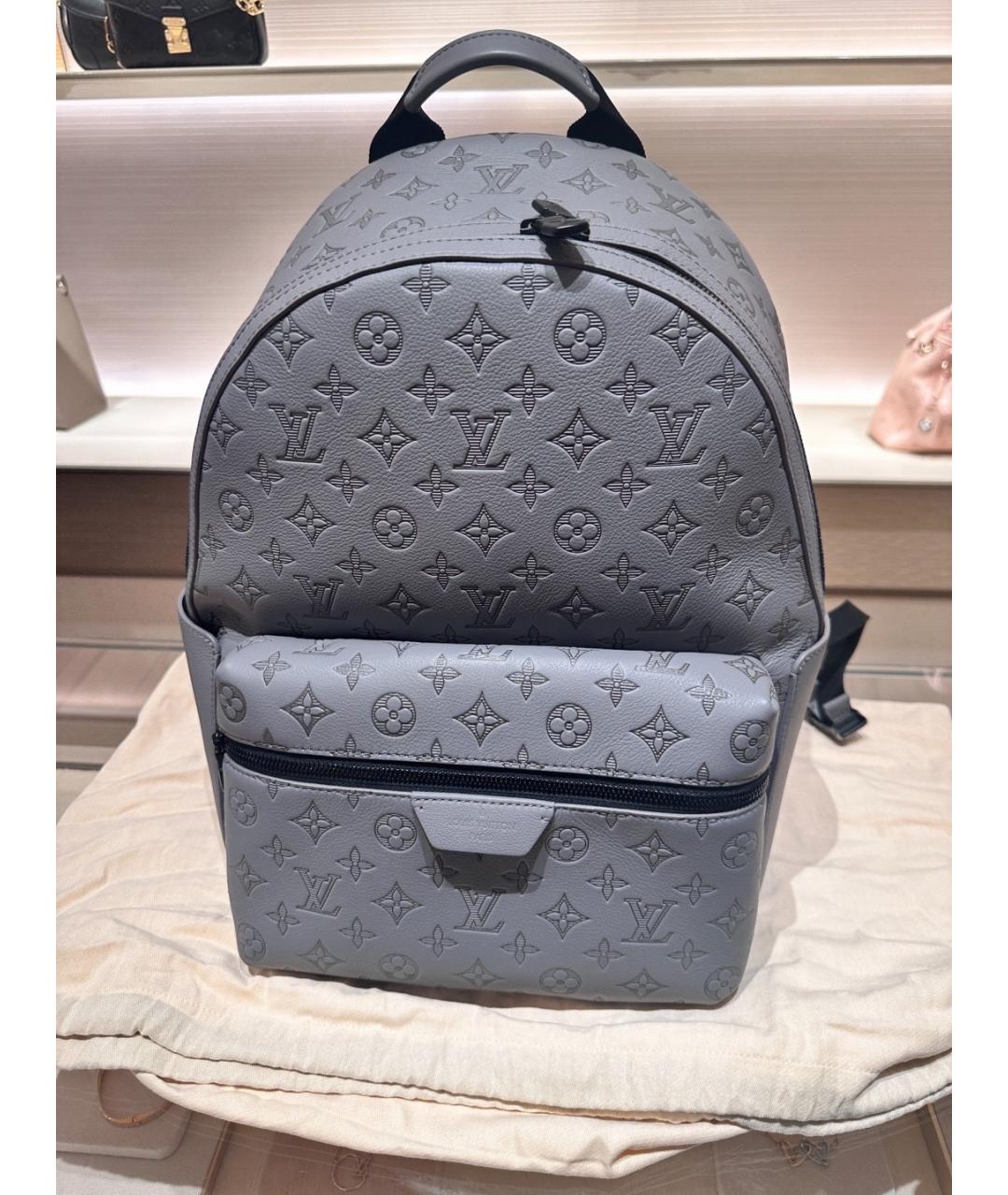 LOUIS VUITTON Серый рюкзак из искусственной кожи, фото 4