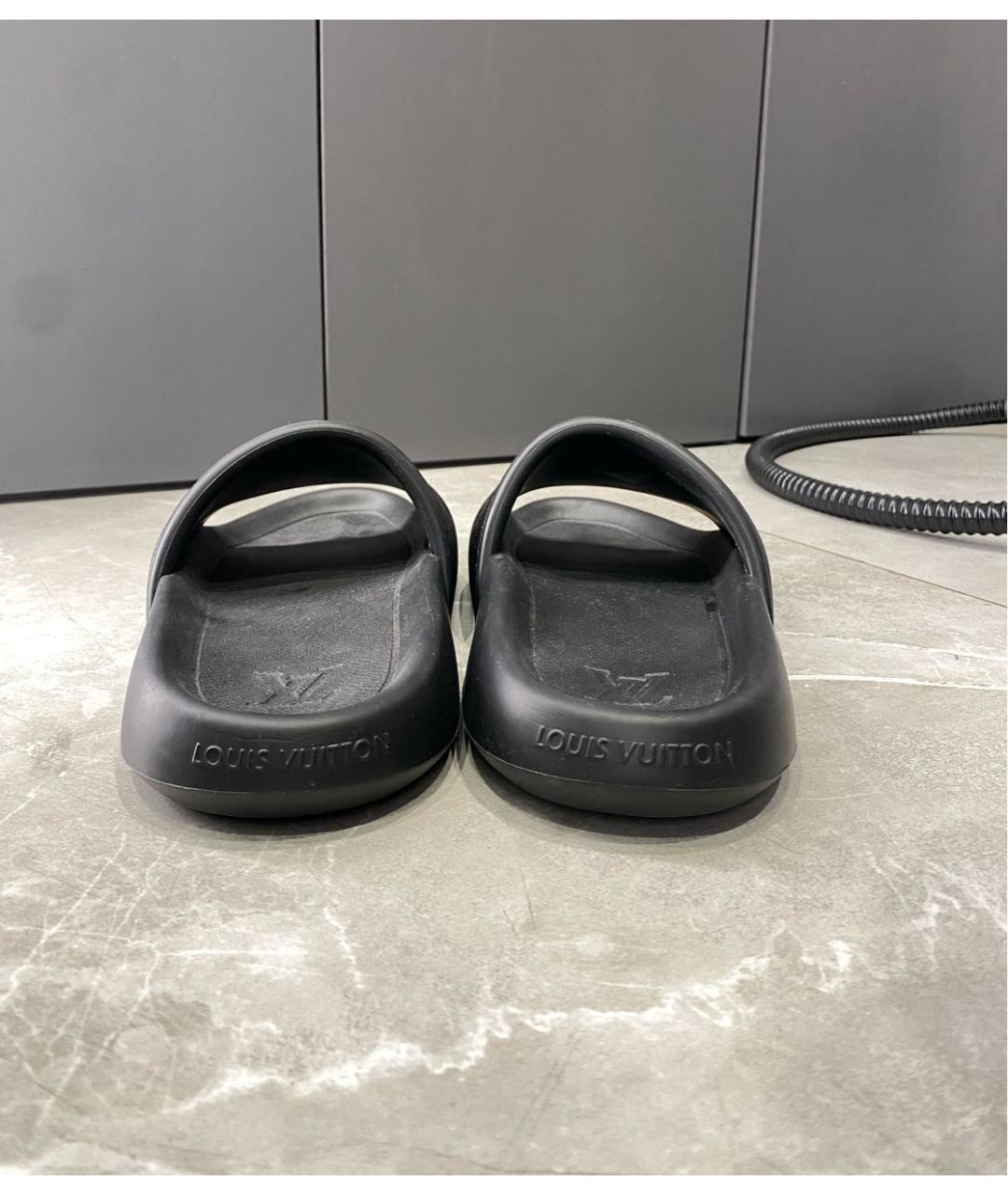 LOUIS VUITTON Черные резиновые шлепанцы, фото 4