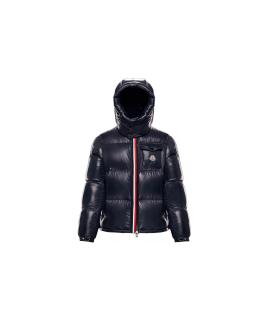 MONCLER Пуховик