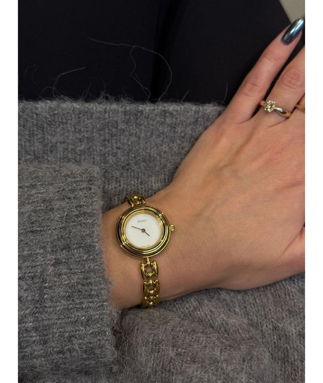 GUCCI Золотые пластиковые часы, фото 5