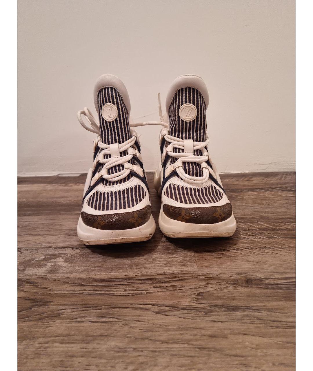 LOUIS VUITTON Белые кожаные кроссовки, фото 2