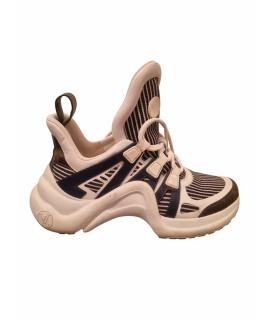 LOUIS VUITTON Кроссовки