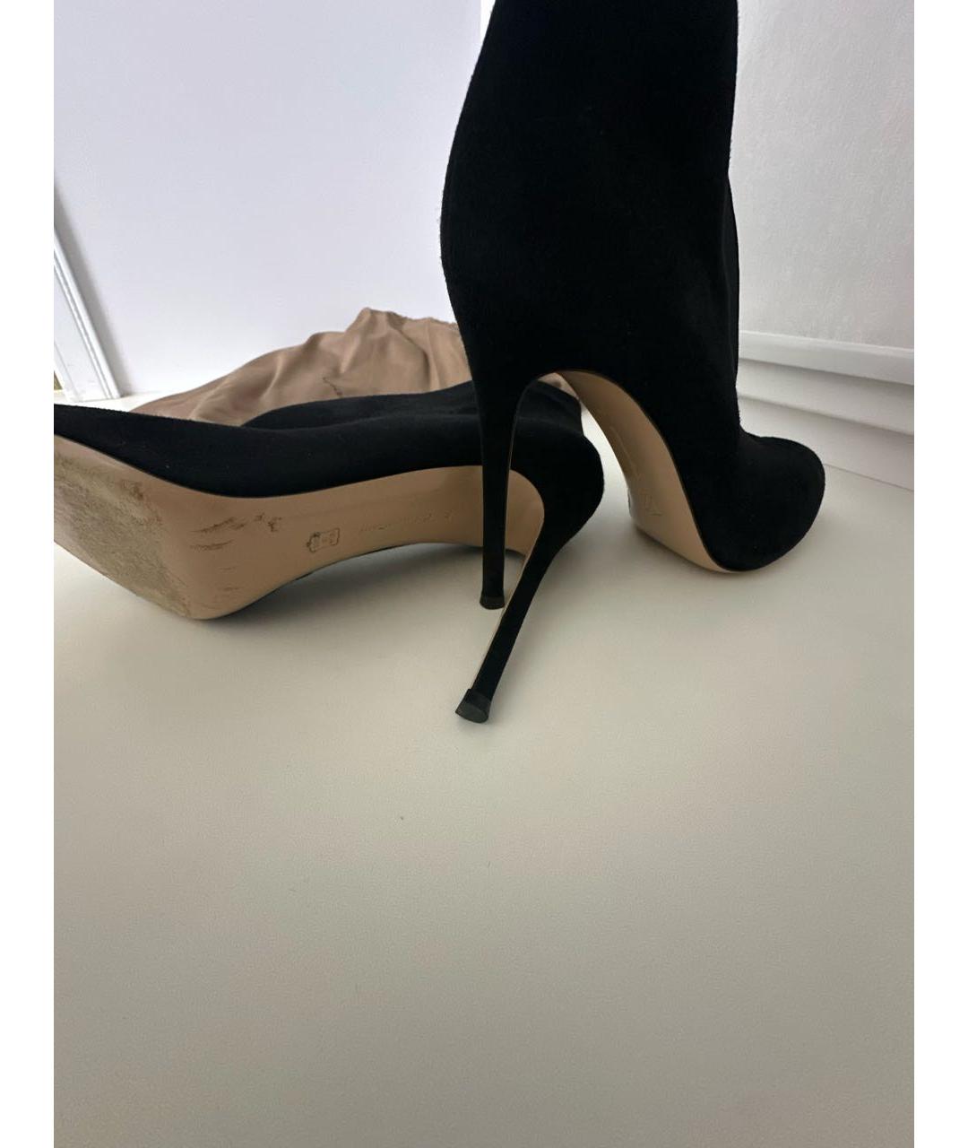 GIANVITO ROSSI Черные замшевые ботильоны, фото 5