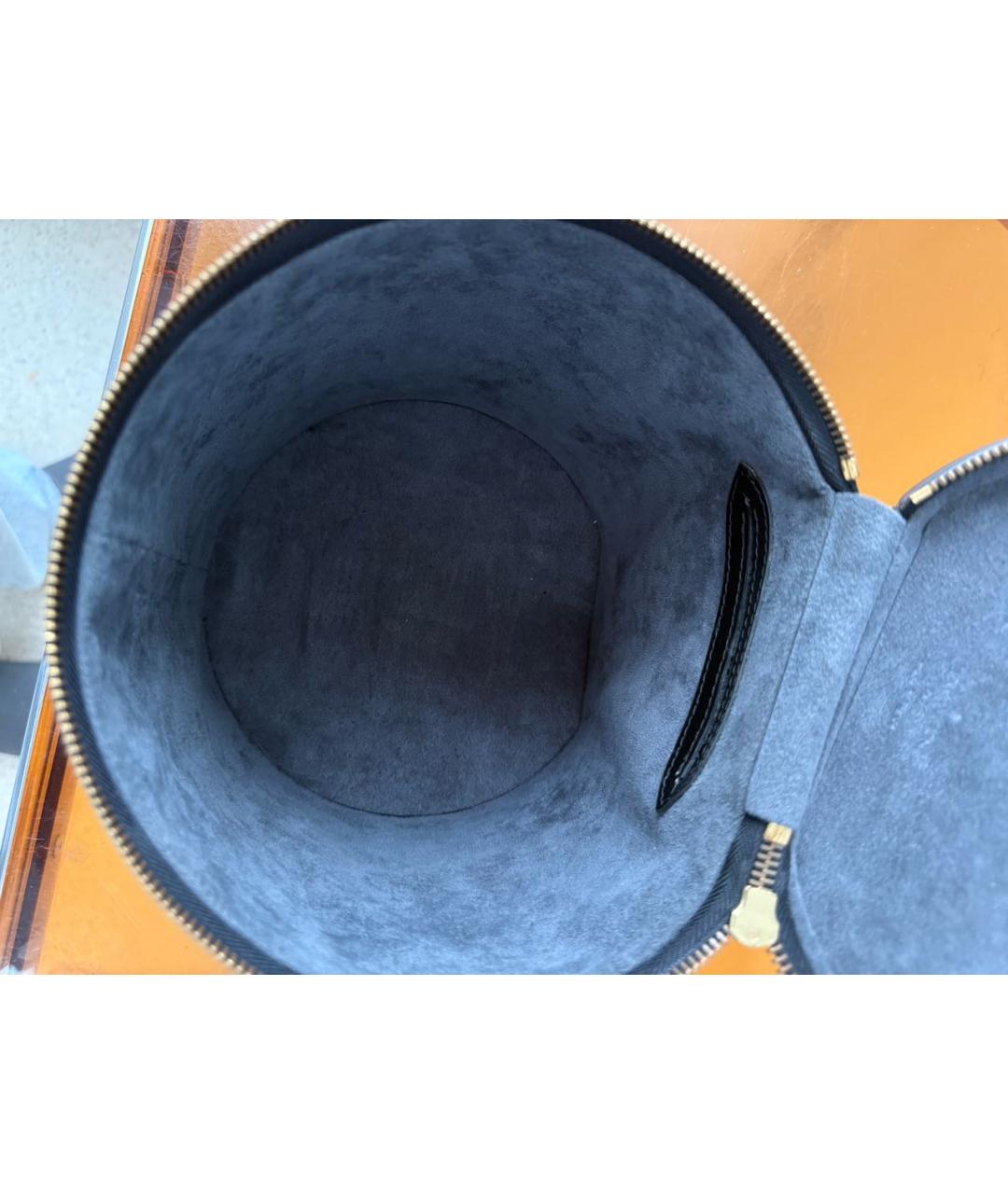 LOUIS VUITTON Черная кожаная сумка с короткими ручками, фото 4