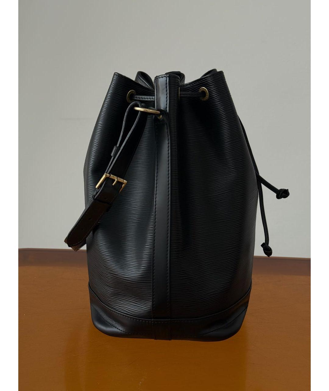 LOUIS VUITTON Черная кожаная сумка через плечо, фото 2