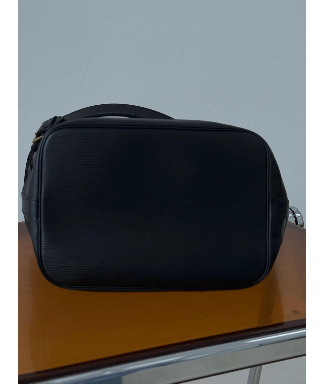 LOUIS VUITTON Черная кожаная сумка через плечо, фото 6