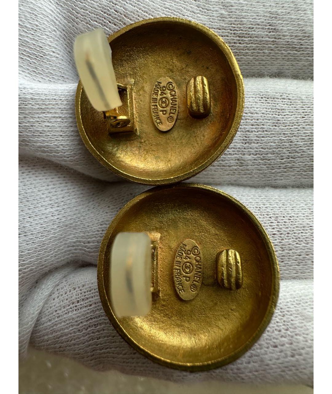 CHANEL Золотые металлические клипсы, фото 7