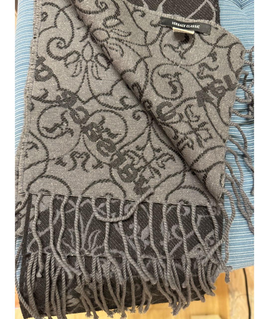 VERSACE Темно-синий шерстяной шарф, фото 6