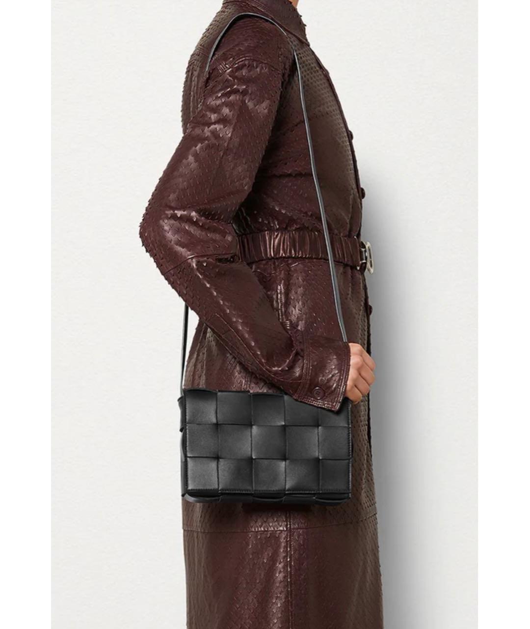 BOTTEGA VENETA Черная кожаная сумка через плечо, фото 6