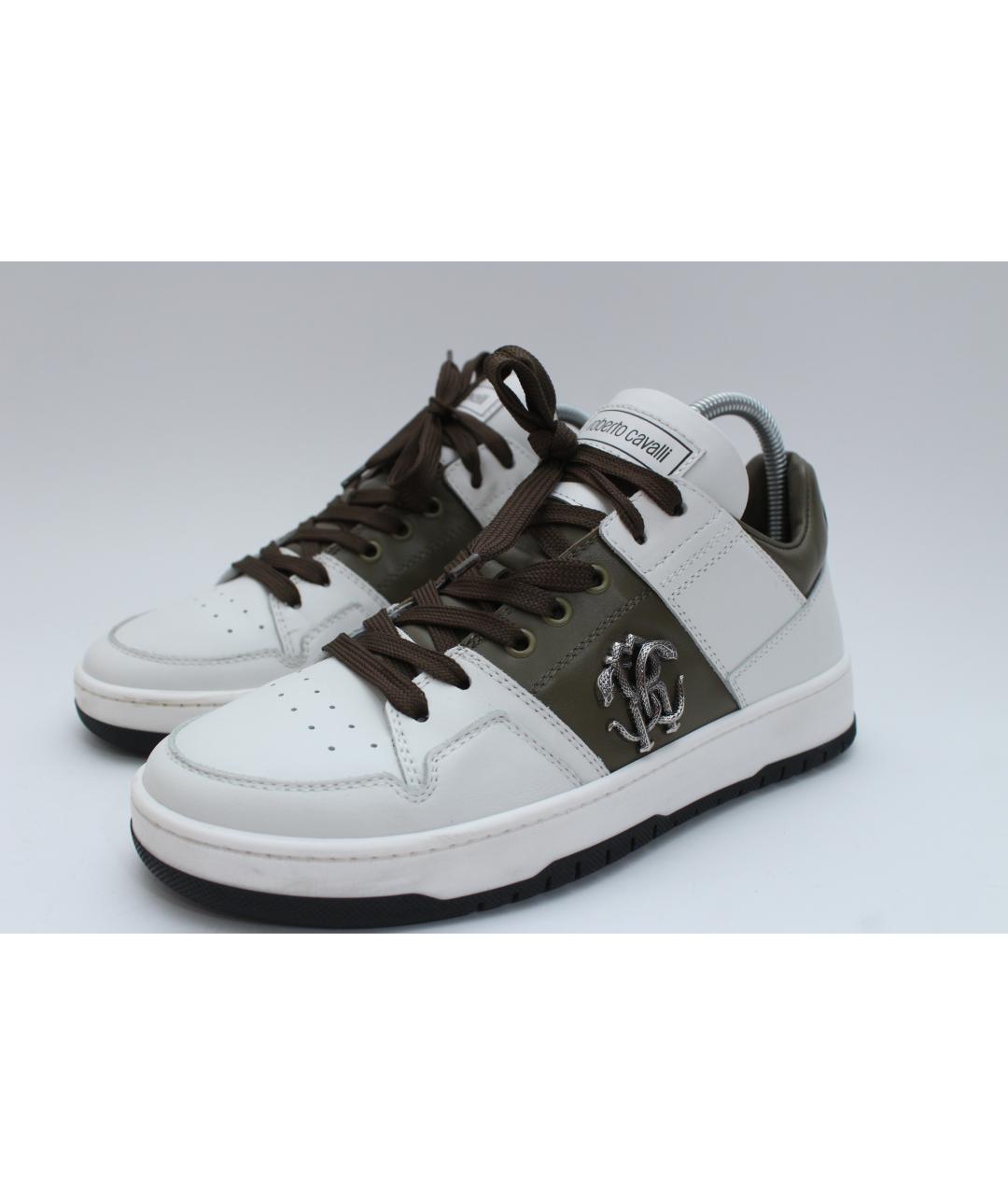 ROBERTO CAVALLI Белые кожаные низкие кроссовки / кеды, фото 3