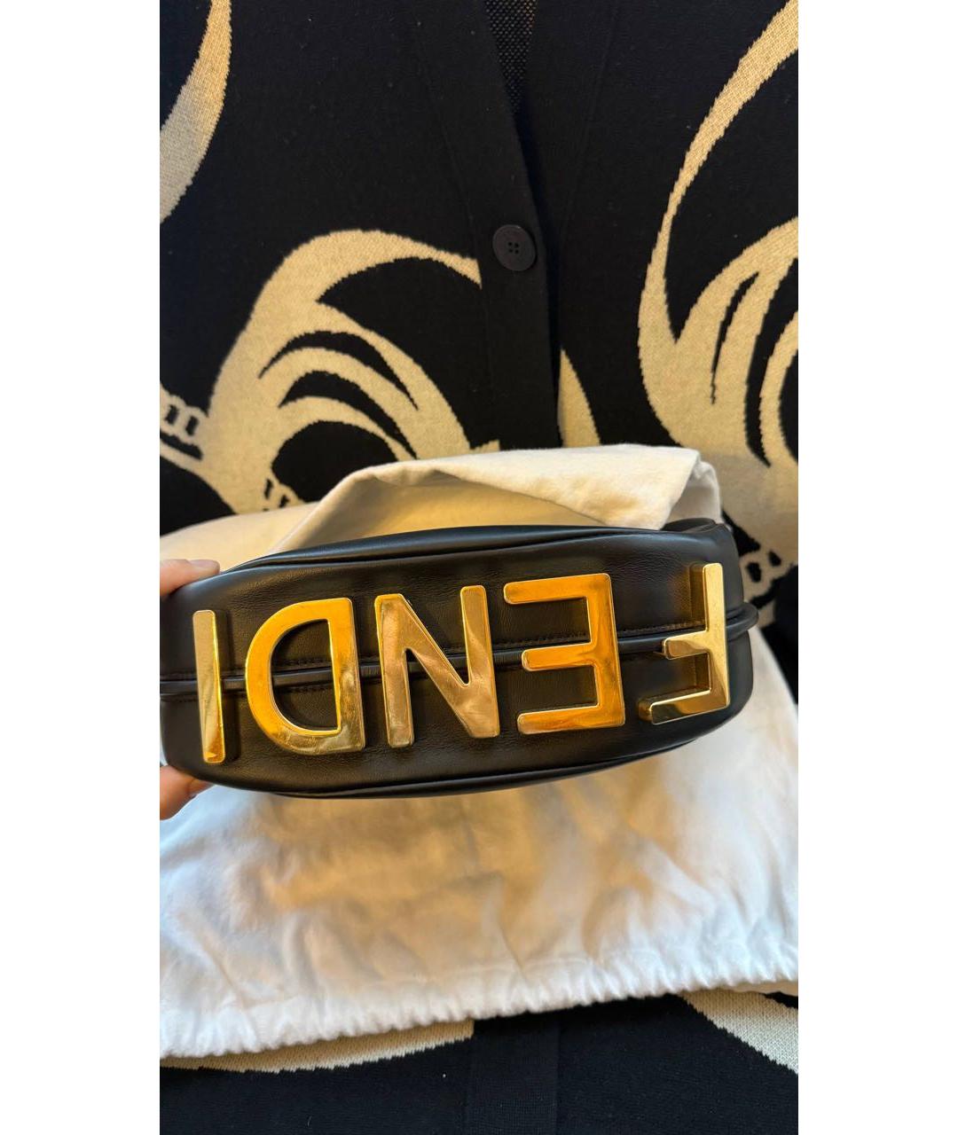 FENDI Черная кожаная сумка с короткими ручками, фото 2