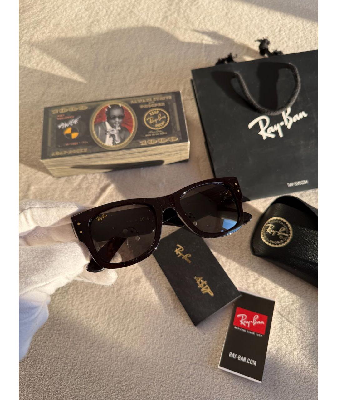 RAY BAN Черные пластиковые солнцезащитные очки, фото 2