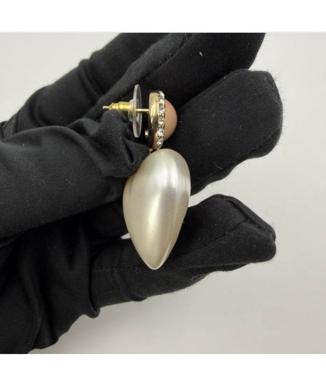 CHANEL Белые жемчужные серьги, фото 5