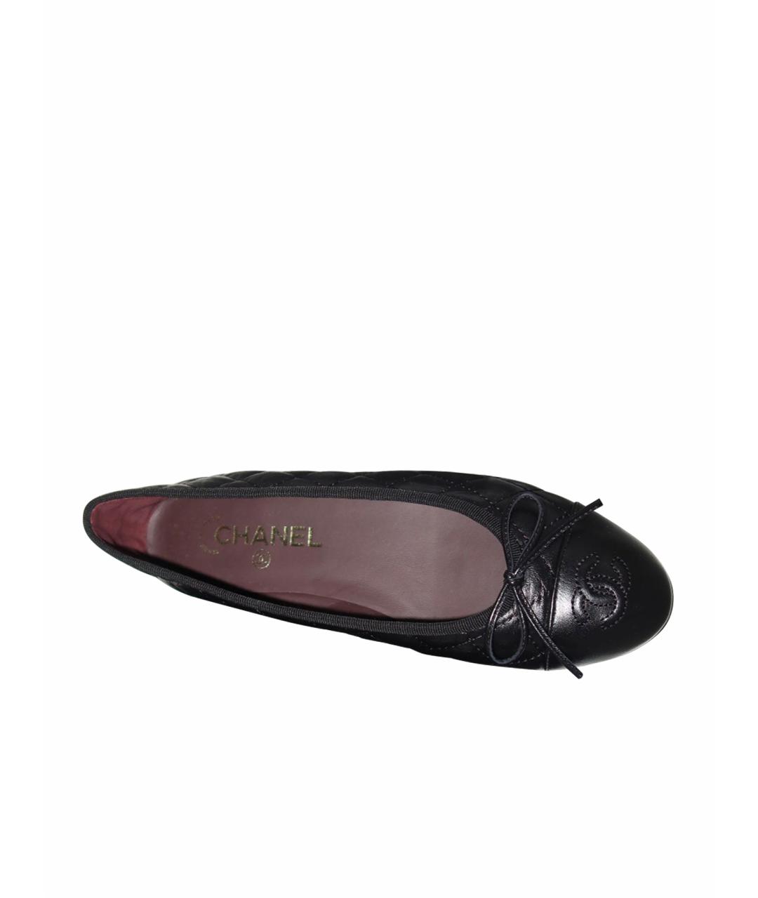 CHANEL Черные кожаные балетки, фото 1