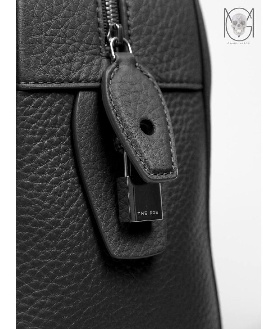 THE ROW Черная кожаная сумка с короткими ручками, фото 8