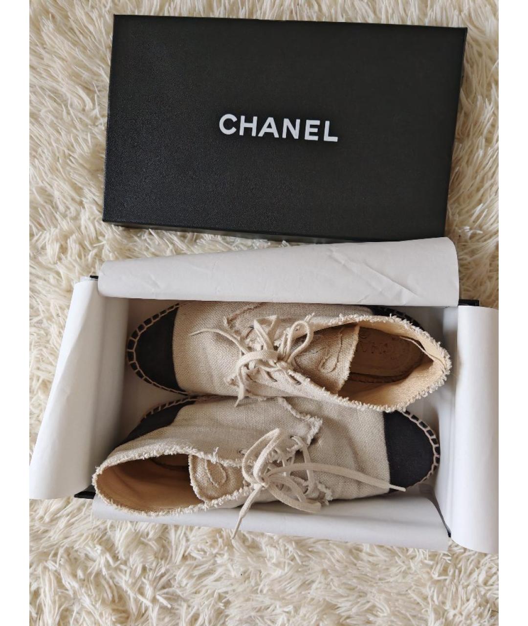 CHANEL Бежевые текстильные ботинки, фото 5
