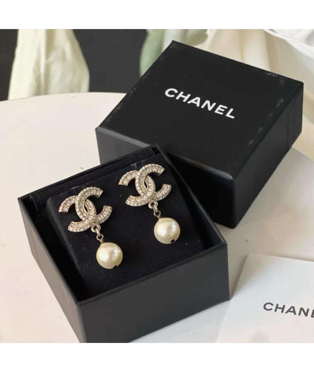 CHANEL Золотые металлические серьги, фото 2