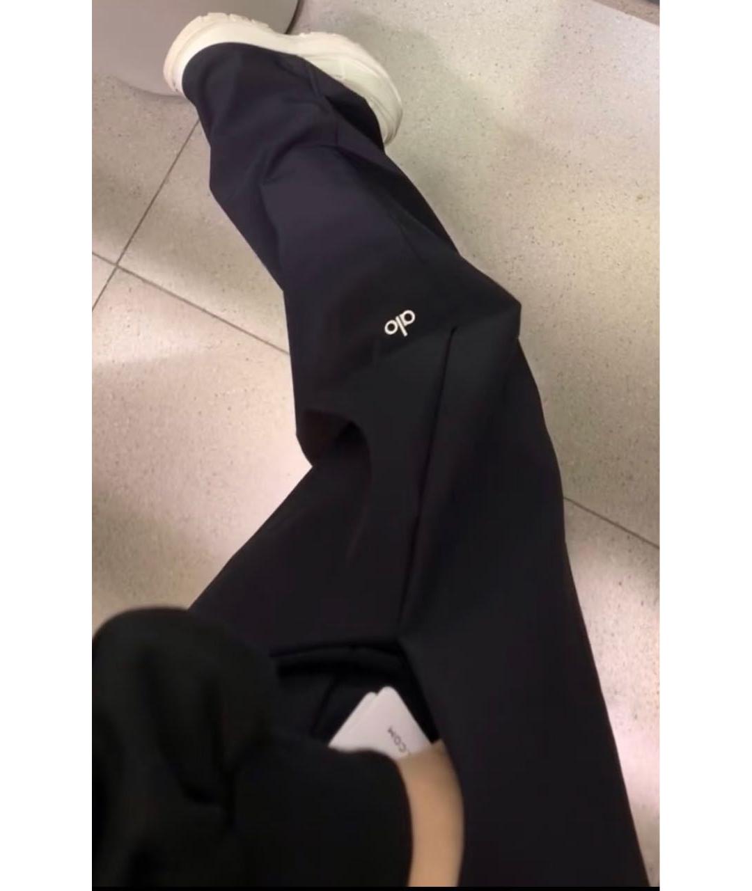 ALO YOGA Черные спортивные брюки и шорты, фото 5