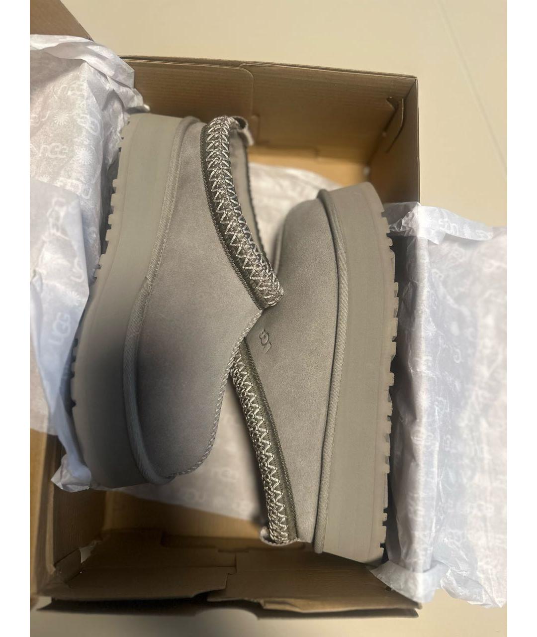 UGG AUSTRALIA Серые замшевые ботинки, фото 2