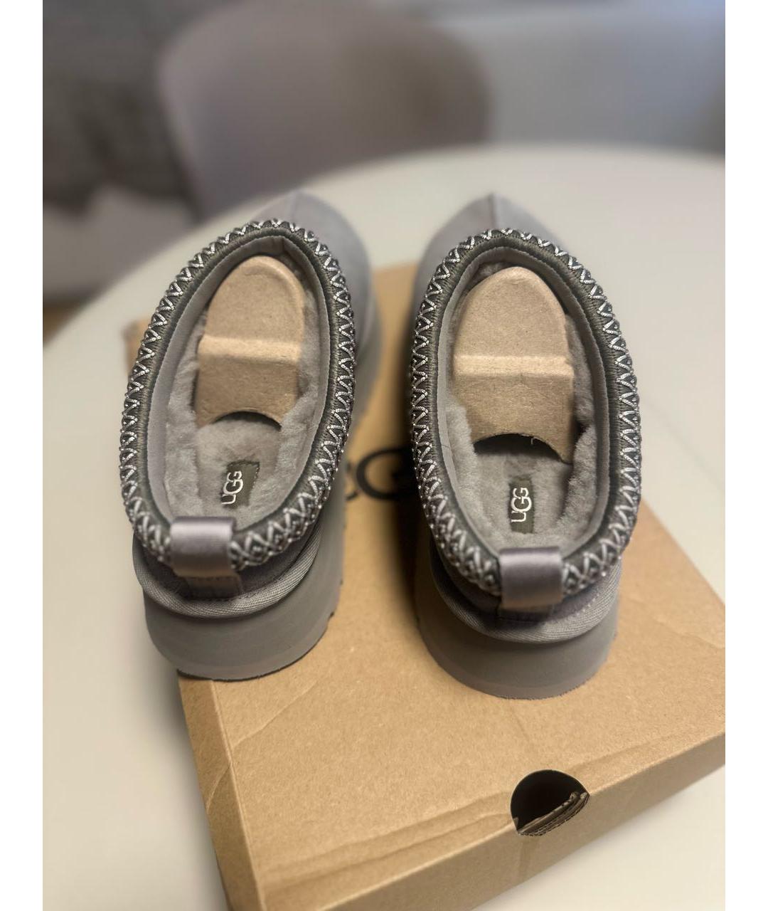 UGG AUSTRALIA Серые замшевые ботинки, фото 3