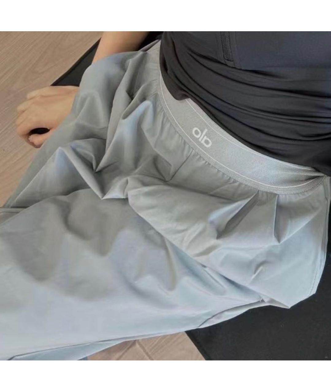 ALO YOGA Серые спортивные брюки и шорты, фото 5