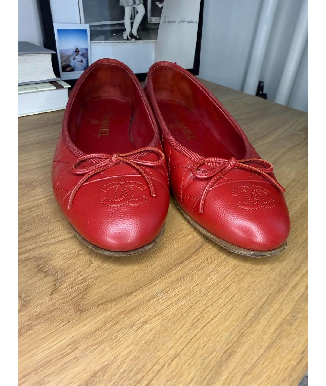 CHANEL Красные кожаные балетки, фото 2