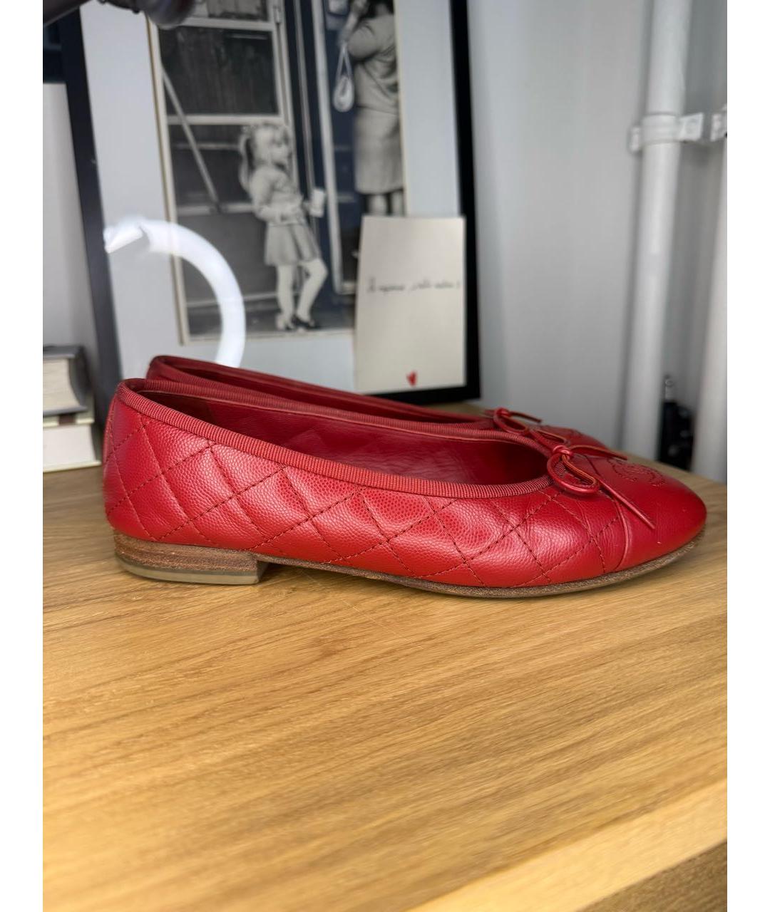 CHANEL Красные кожаные балетки, фото 5
