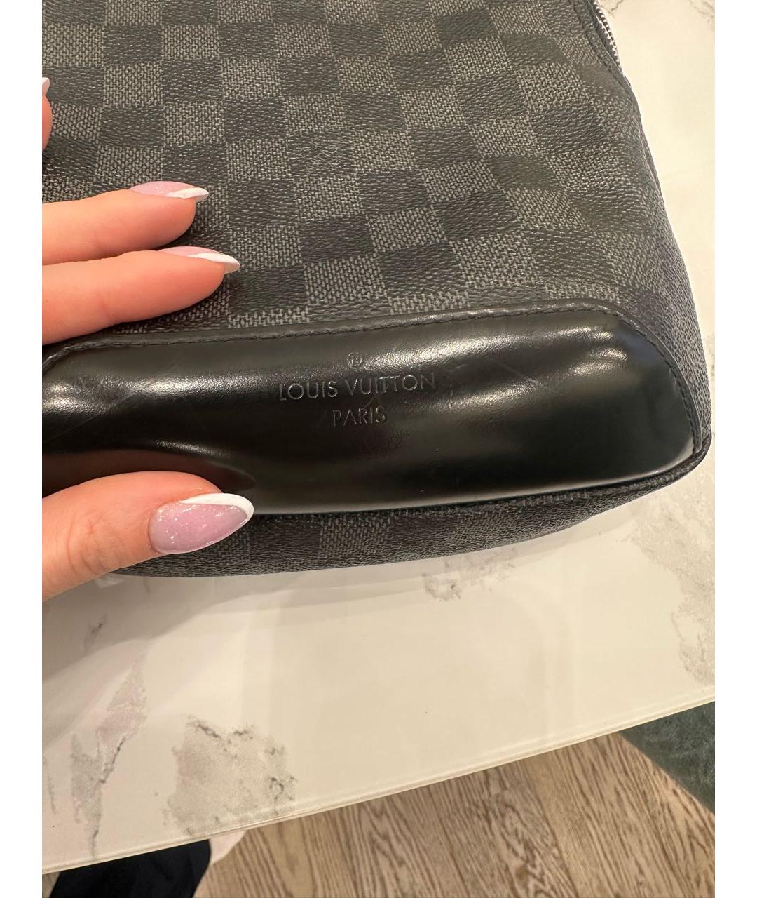 LOUIS VUITTON Антрацитовая кожаная сумка на плечо, фото 5