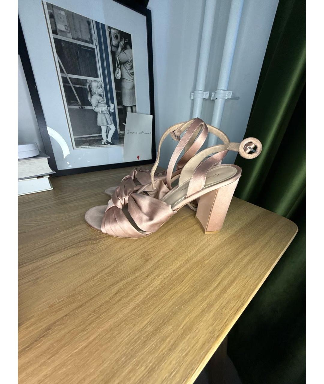 GIANVITO ROSSI Розовые текстильные босоножки, фото 5