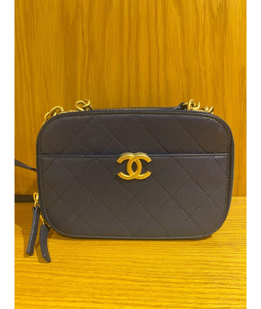 CHANEL Темно-синяя кожаная сумка через плечо, фото 5