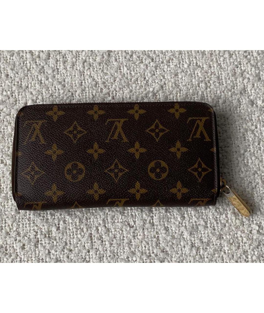 LOUIS VUITTON Коричневый кошелек, фото 3