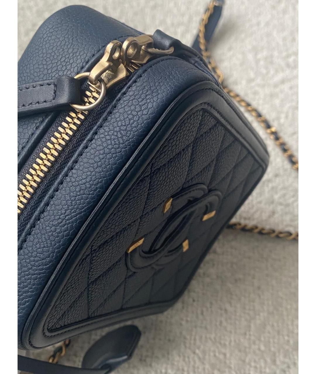 CHANEL Темно-синяя кожаная сумка через плечо, фото 4