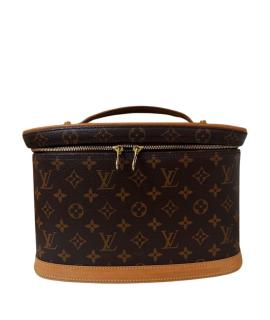 LOUIS VUITTON Косметичка