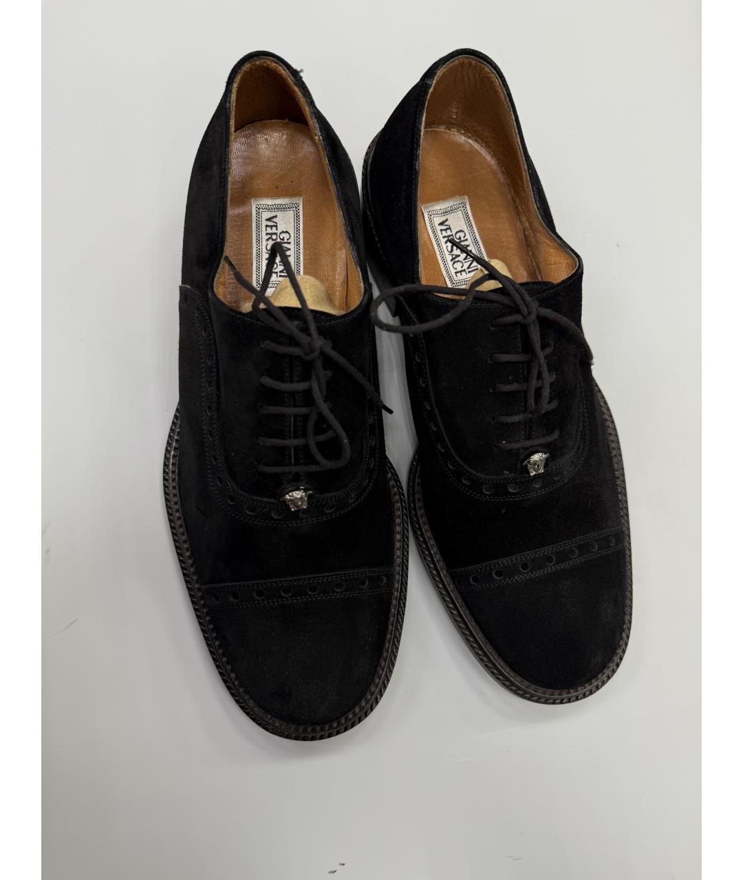 VERSACE Черные замшевые туфли, фото 3