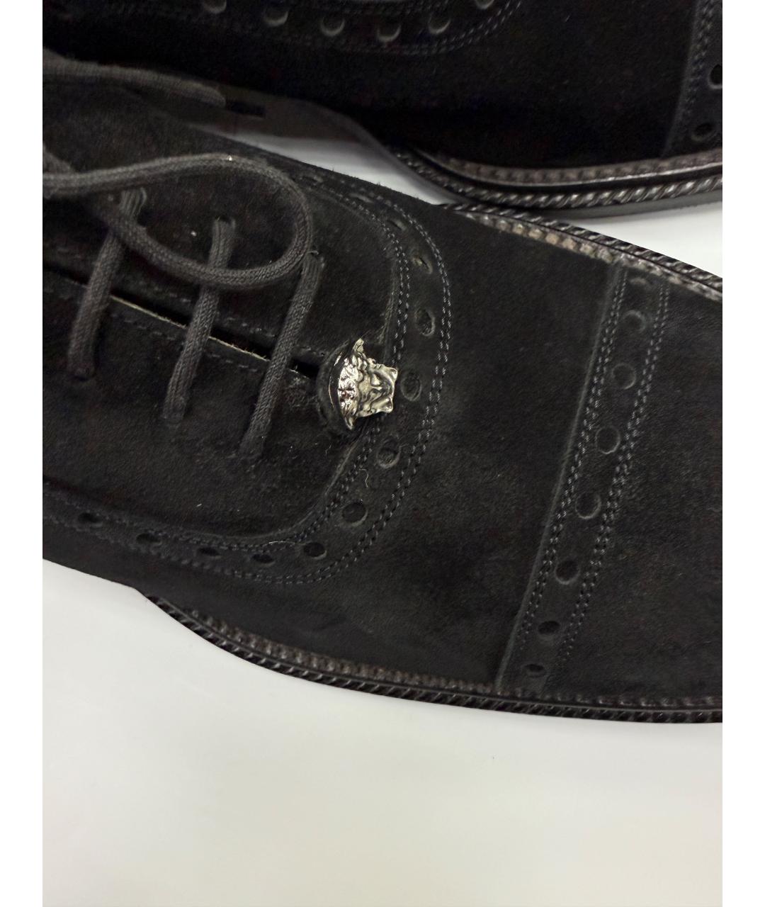 VERSACE Черные замшевые туфли, фото 5