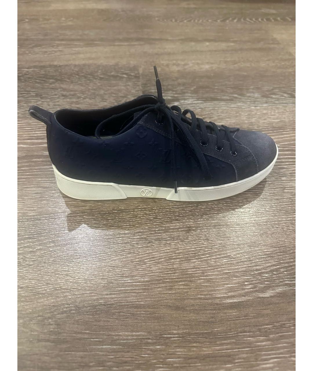 LOUIS VUITTON Темно-синие замшевые кеды, фото 5