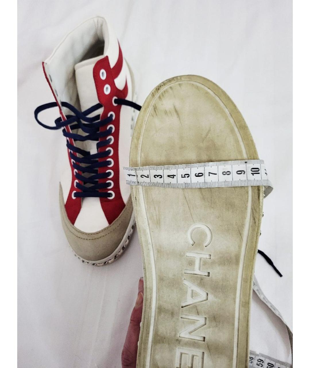 CHANEL Белые кожаные кроссовки, фото 9