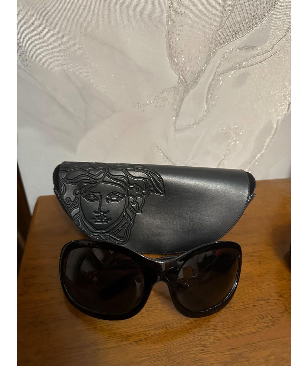 VERSACE Черные пластиковые солнцезащитные очки, фото 2