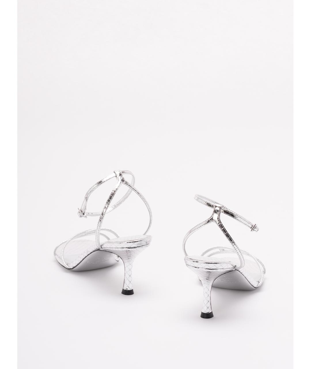 JIMMY CHOO Серебряные кожаные босоножки, фото 3
