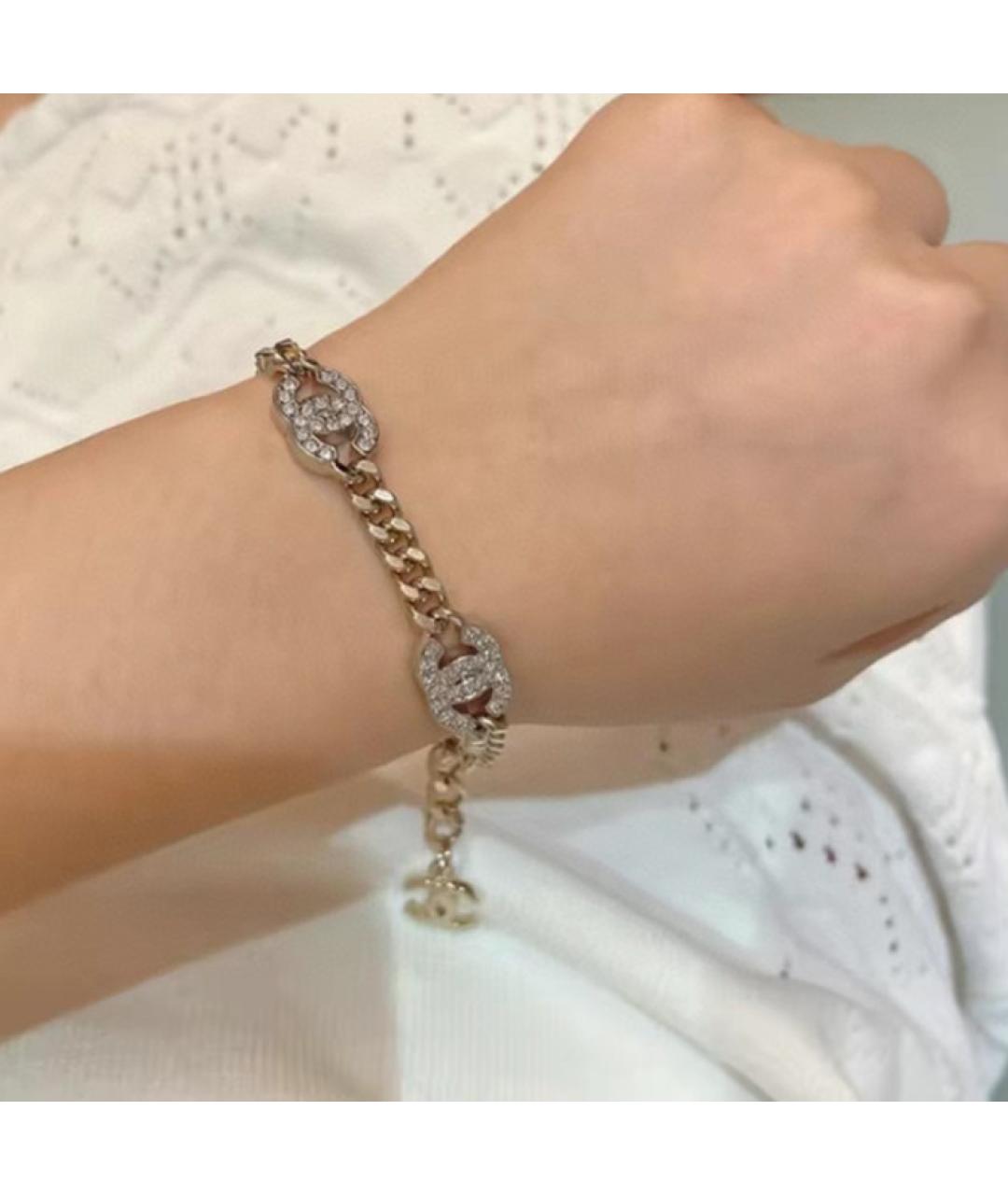 CHANEL Золотой металлический браслет, фото 3