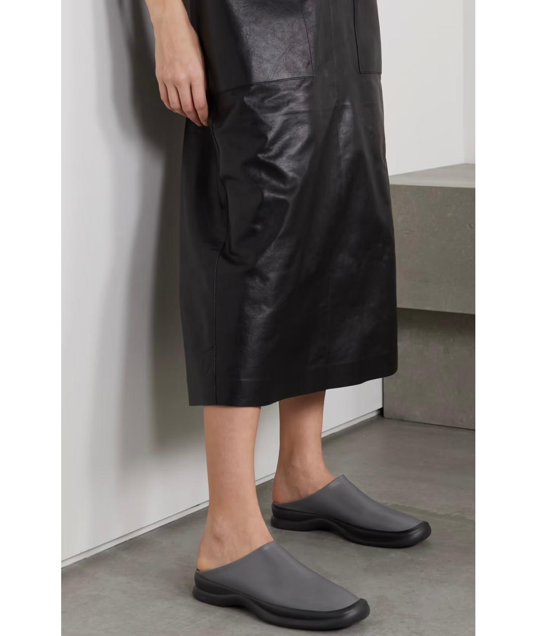 THE ROW Серые кожаные мюли, фото 2