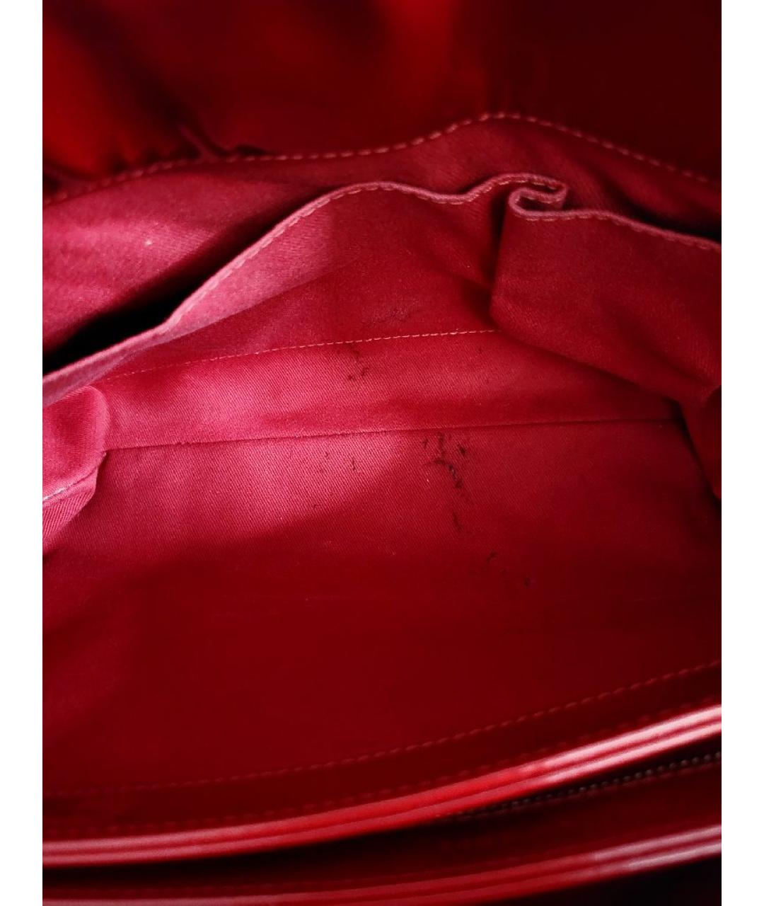 CHANEL Красная сумка через плечо из лакированной кожи, фото 8