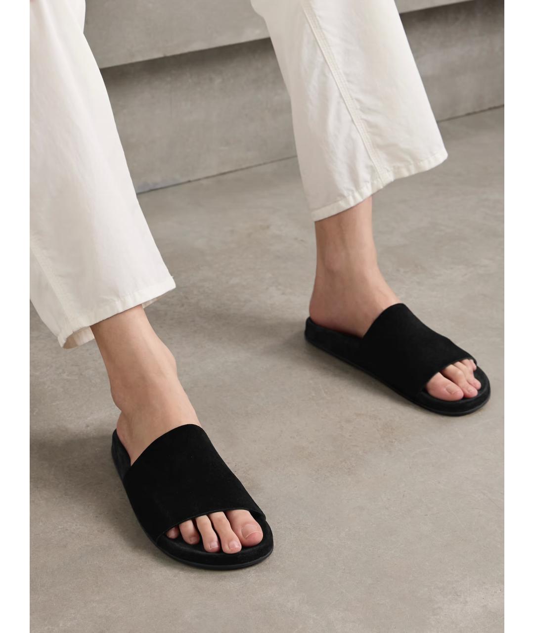 THE ROW Черные замшевые шлепанцы, фото 2