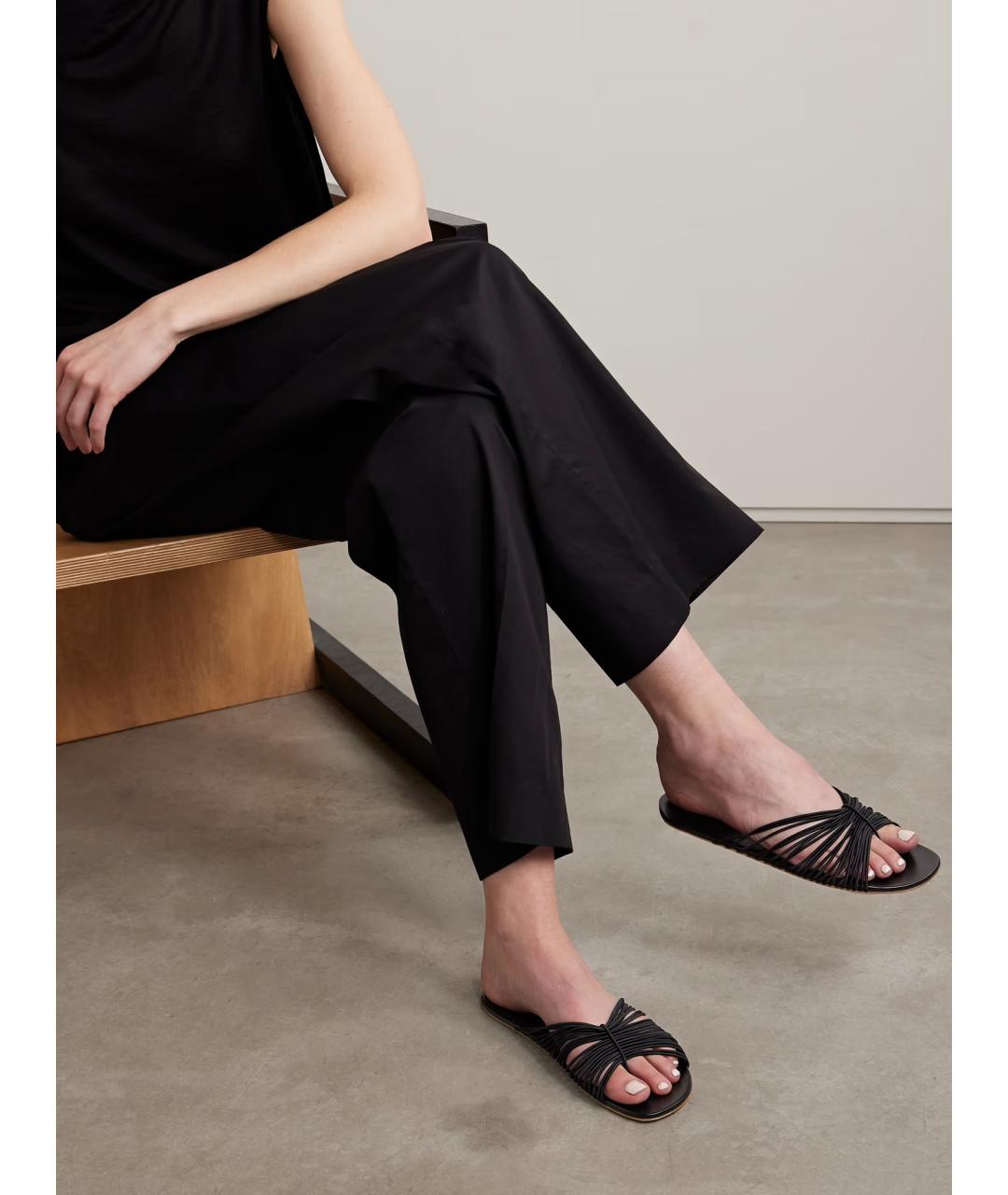 THE ROW Черные шлепанцы, фото 2