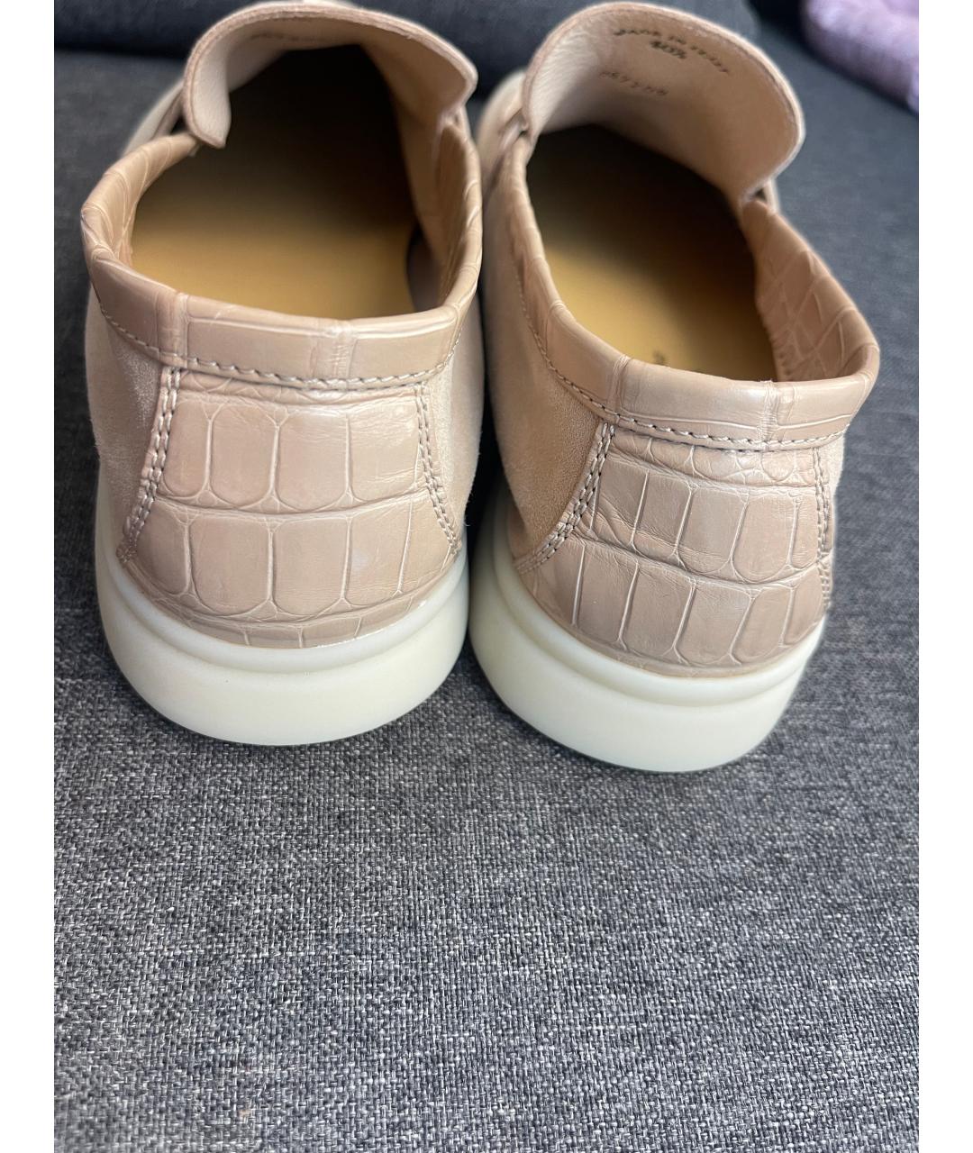 LORO PIANA Бежевые лоферы из экзотической кожи, фото 3